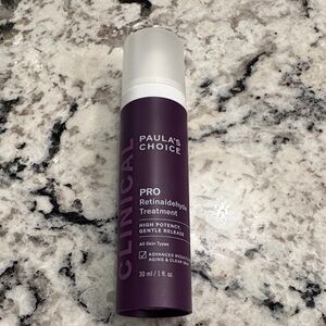 Paula's Choice Pro Retinaldehyde Treatment in Purple